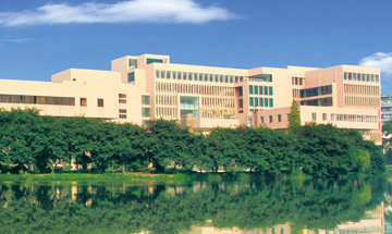 五邑大學圖書館--消防應(yīng)急燈案例